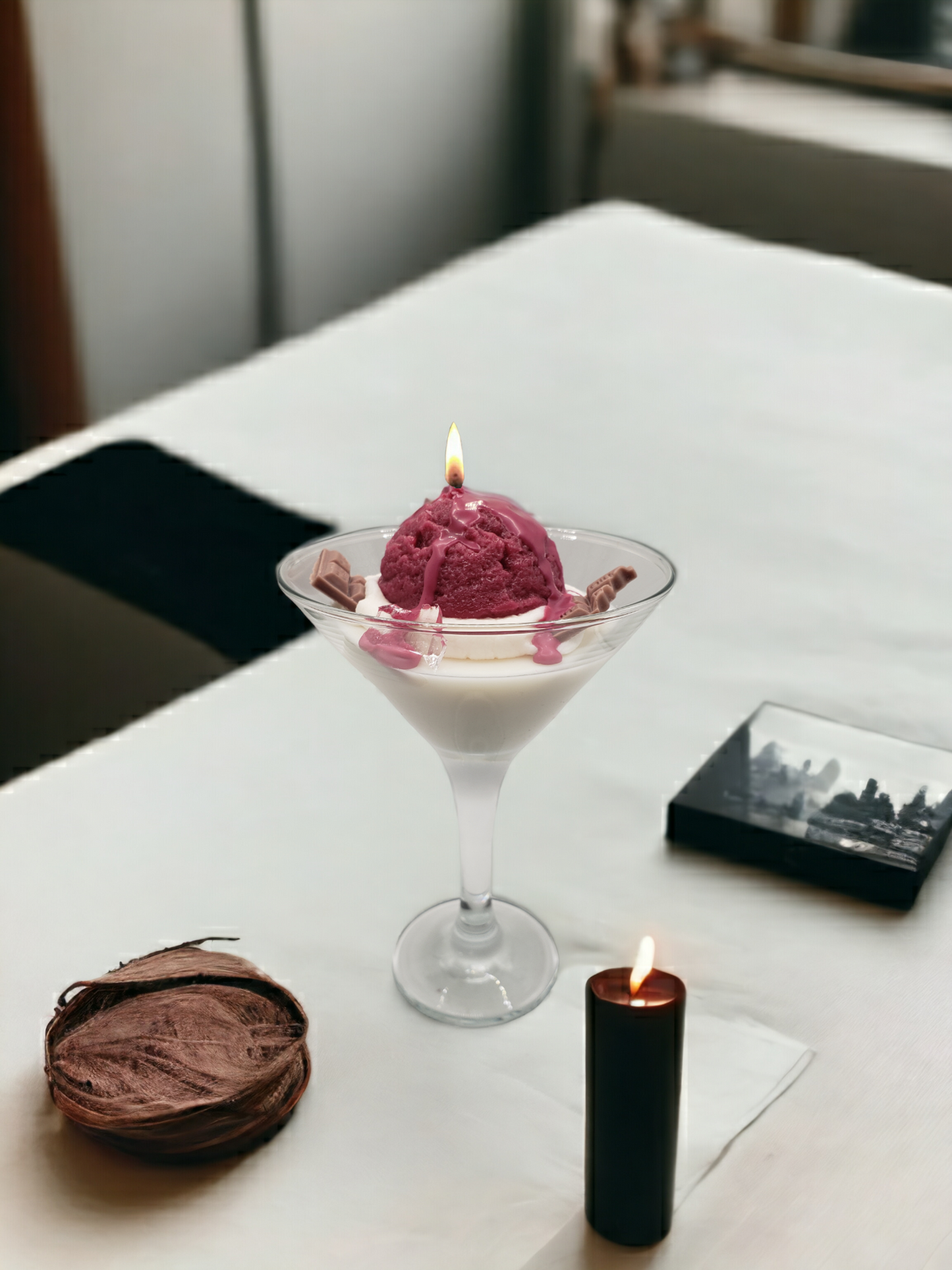 VELA DE COPA DE HELADO DE NATA CON BOLA DE CEREZA